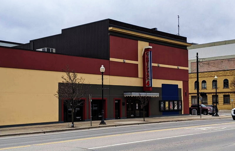 GQT Cadillac (Cadillac 5 Theatres) - From Website (newer photo)